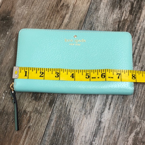 Kate Spade Wallet - Picture 4 of 5